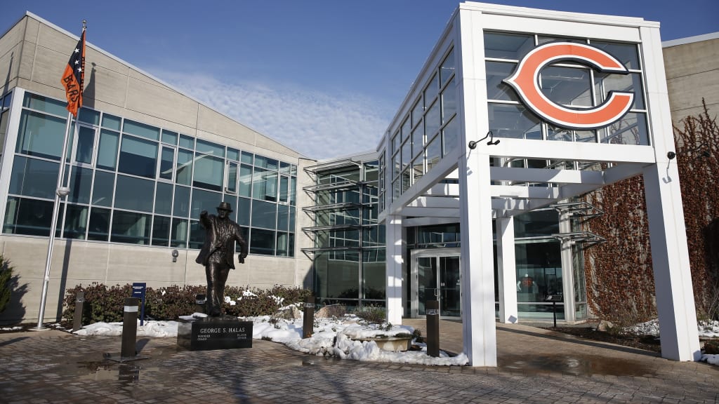 A statue of Halas stands outside the Chicago Bears' facility.