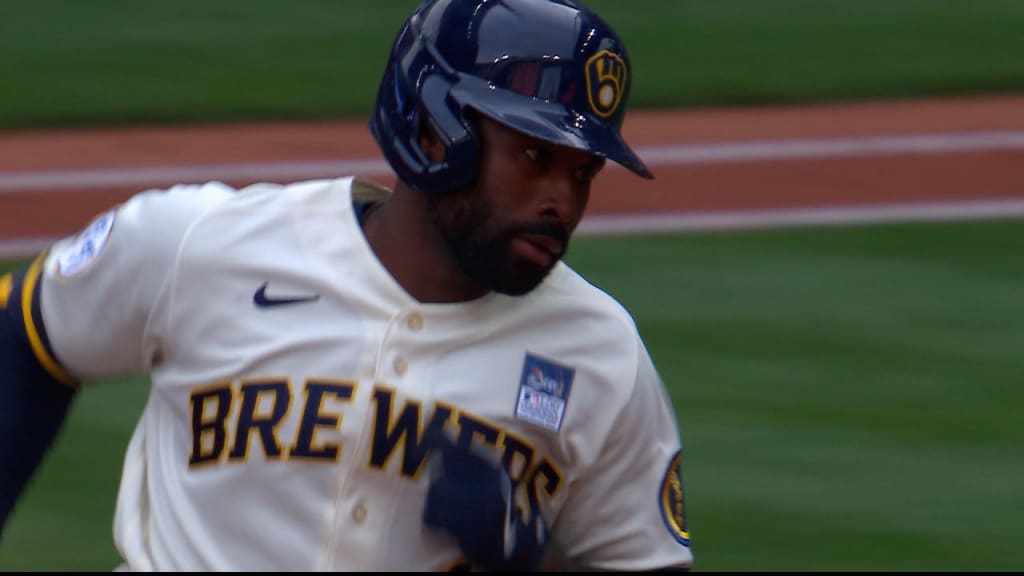 Watch Jackie Bradley Jr. Make First Highlight-Reel Play With Brewers