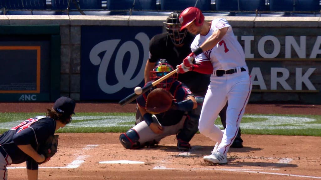 Giants' Buster Posey hitting .382 but doesn't qualify for batting