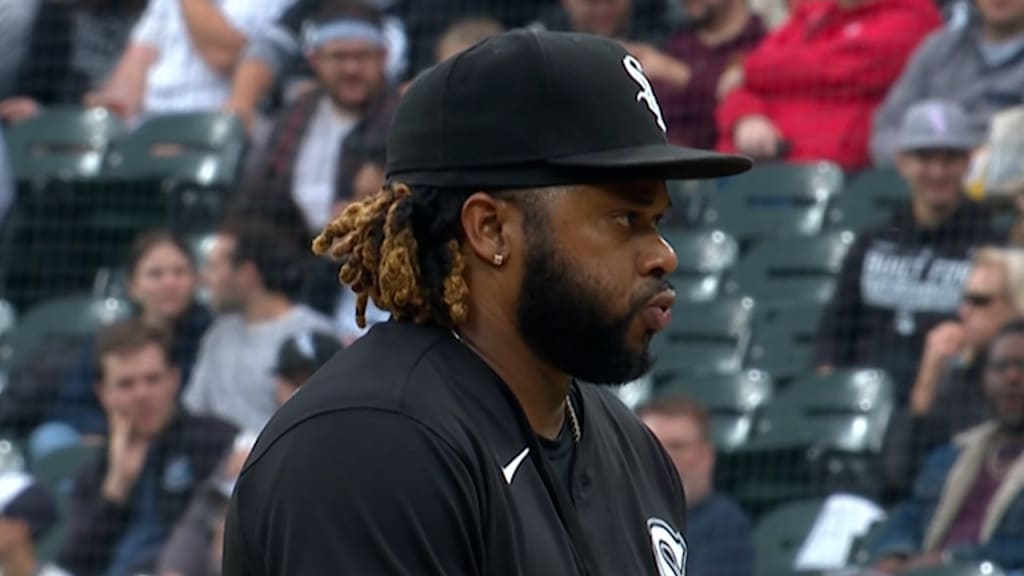 Garcia's bat flies into stands Saturday night, striking White Sox fan