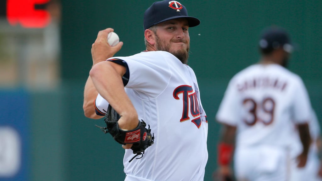 Glen Perkins has returned to Minneapolis after rehabbing at the club's training facility in Florida. (AP)