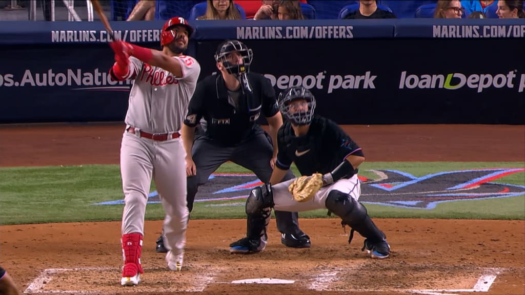 Rookie J.T. Realmuto gets second consecutive start for Marlins