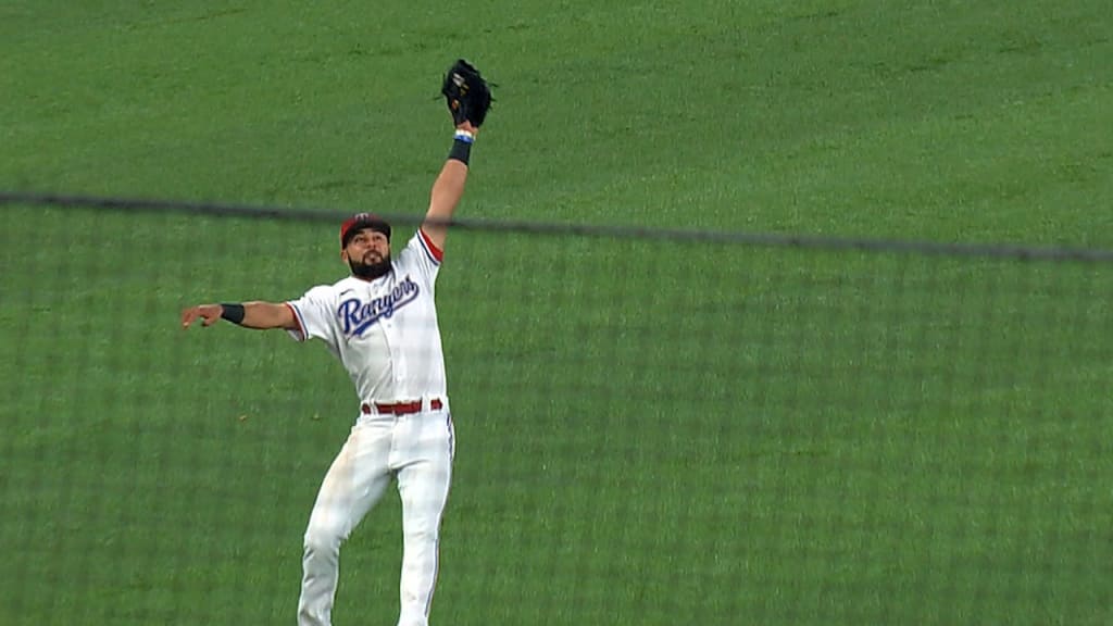 Kyle Gibson strikes out 10, 06/26/2021