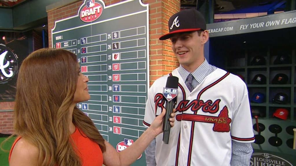 Braves pick pitcher Ian Anderson in MLB Draft