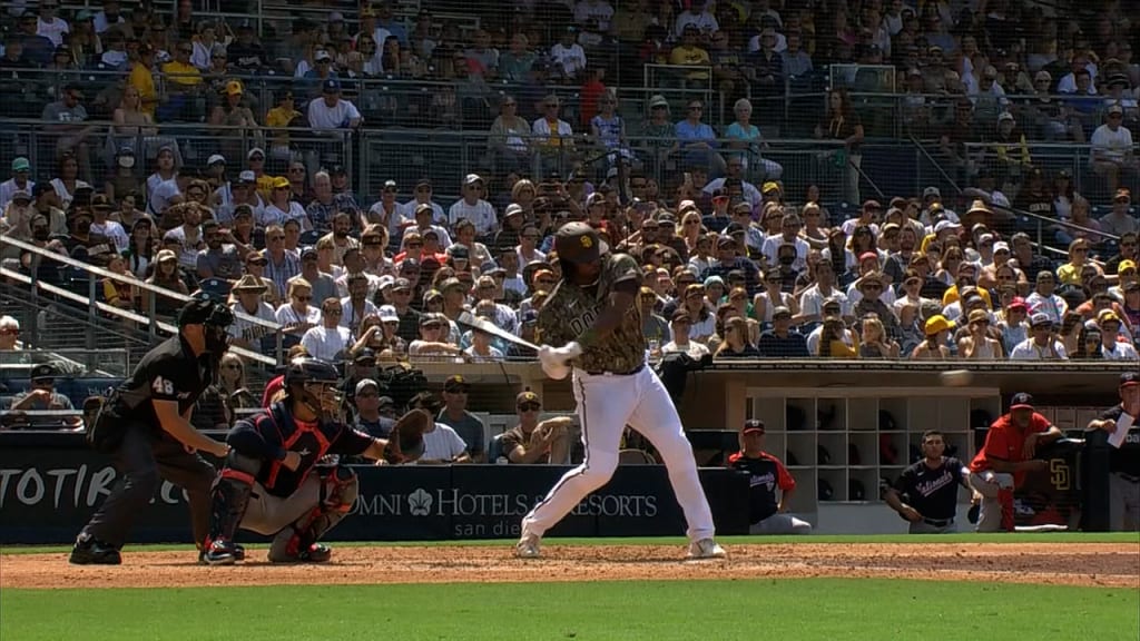 ST. LOUIS, MO - JUNE 01: San Diego Padres shortstop Ha-Seong Kim (7) as  seen during a MLB game between the San Diego Padres and the St. Louis  Cardinals on June 01