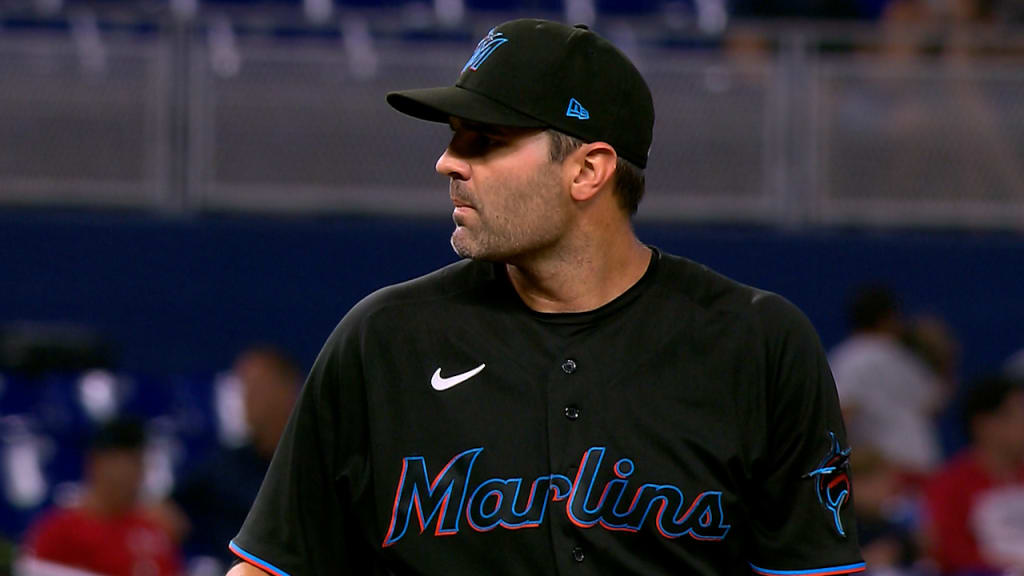 Marlins' opener strategy backfires in loss to Giants