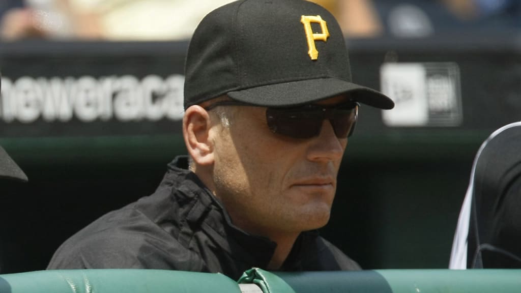 Gary Varsho previously worked on the Pirates' staff as bench coach from 2008-10, and he has been a pro scout since '12. (AP)