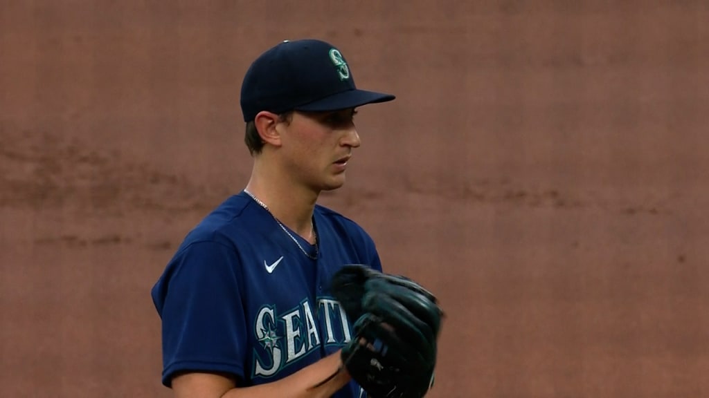 BALTIMORE, MD - MAY 31: Seattle Mariners starting pitcher George Kirby (68)  pitches during the Seattle Mariners game versus the Baltimore Orioles on  May 31, 2022 at Orioles Park at Camden Yards