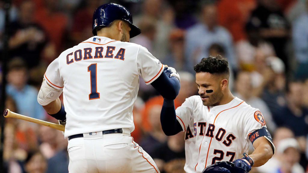 Jose Altuve & Carlos Correa go Back-to-Back in Game 2 of World Series