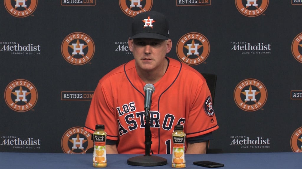 Houston Astros First baseman Lance Berkman (17) waits his turn to