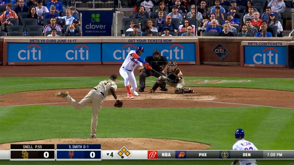 Snell escapes bases-loaded jam
