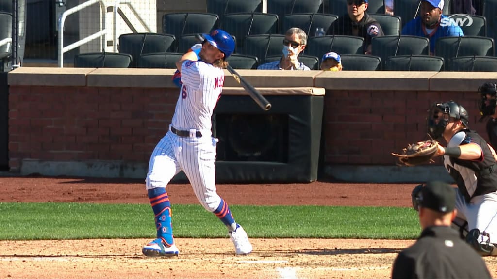 Michael Conforto and Jeff McNeil depart Mets game with injuries
