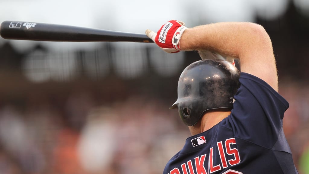 Youkilis comfortable at both corners for Red Sox