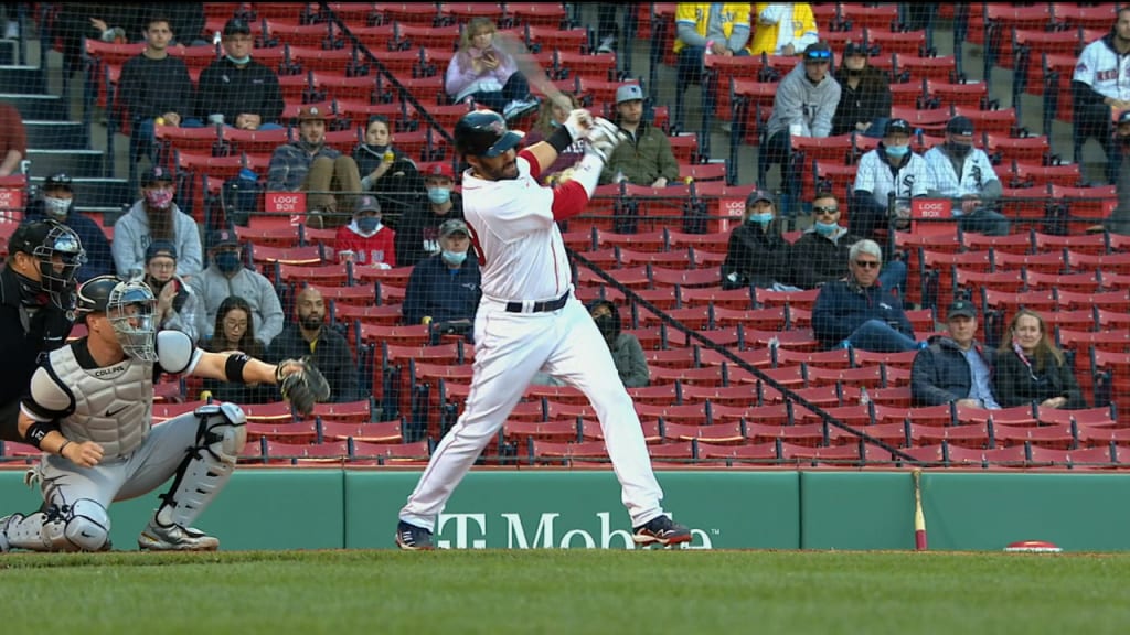 Gonzalez and Bogaerts Power Red Sox to Sweep of Yankees - The New York Times