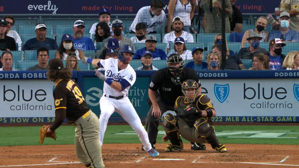 Gavin Lux's CLUTCH Go-Ahead 3-Run Home Run  Dodgers vs. Mariners (May 11,  2021) 