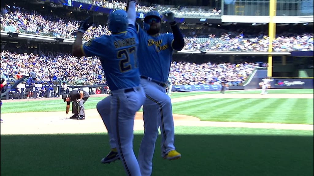 Going, going … girl! Rowdy Tellez lends his mighty swing to help Blue Jays  fans with their baby's gender reveal - The Athletic