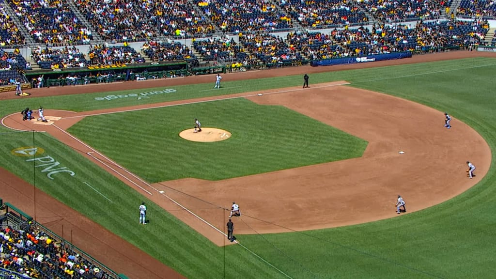 Jack Suwinski walk-off homer adds another rookie highlight to the Pirates'  growing reel