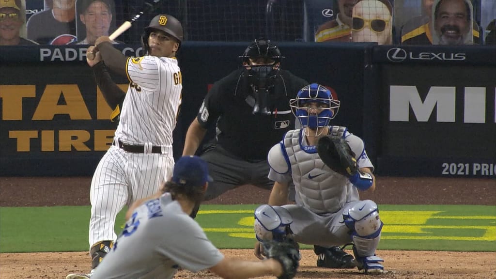 Zack Greinke, Dodgers star pitcher, breaks collarbone in brawl with Padres  - CBS News