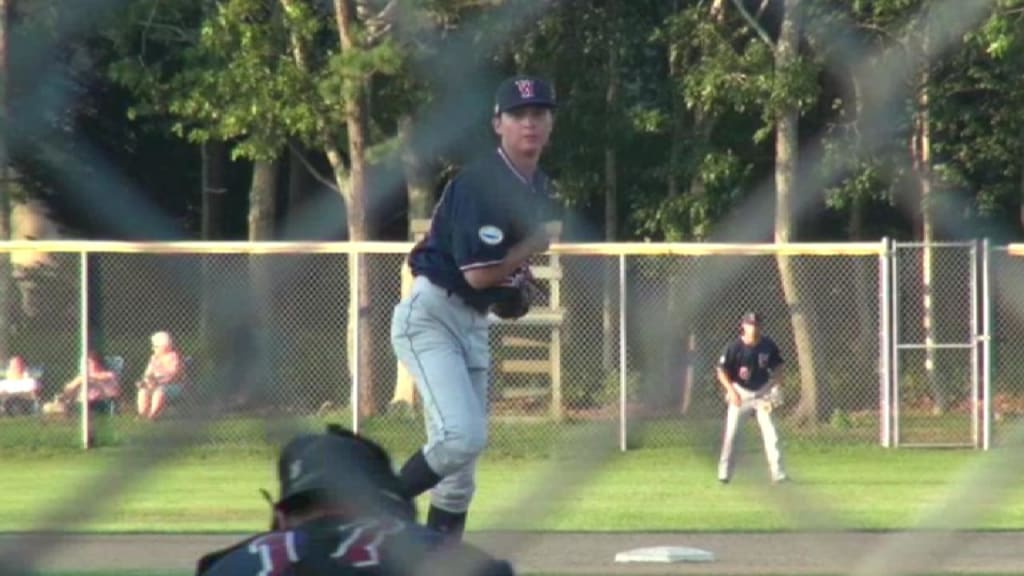 Aaron Hernandez - Baseball - Texas A&M-Corpus Christi Athletics