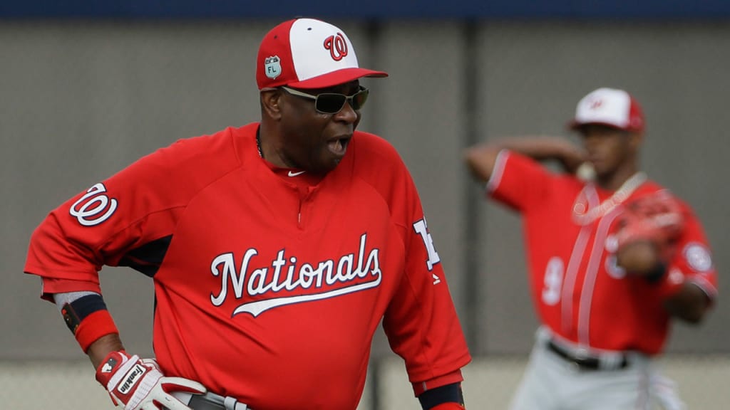 Dusty Baker discusses new rules with Joe Torre