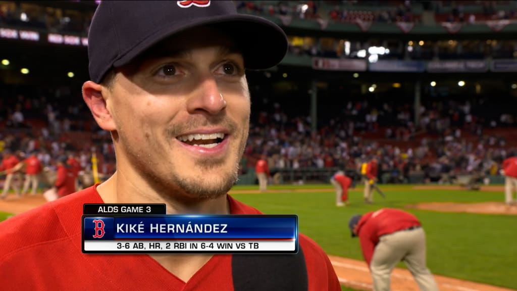 Kiké Hernández sets Red Sox postseason record with seven straight