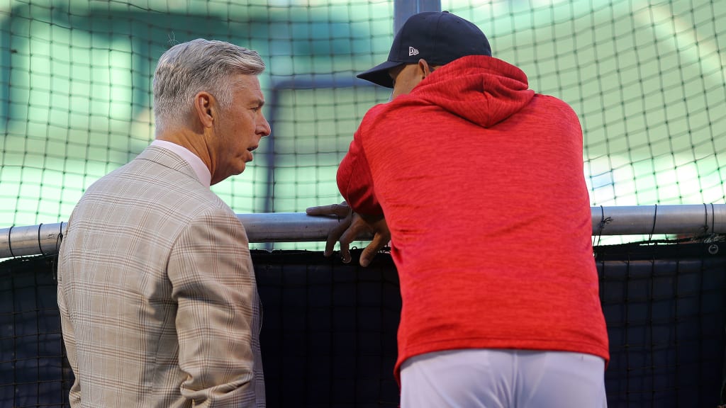 Report: Potential candidates for Red Sox GM job have some