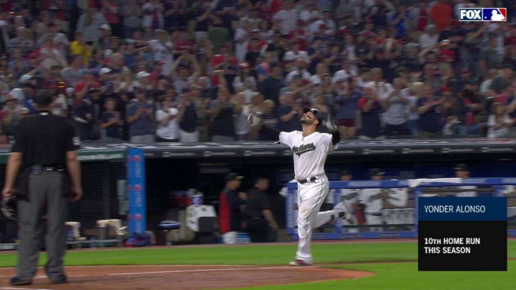 Jason Kipnis received a hero's welcome after hitting a three-run blast in  Game 4