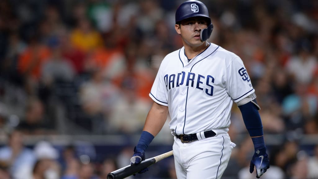 San Diego Padres 2018 Roster Review: Infielder Christian Villanueva