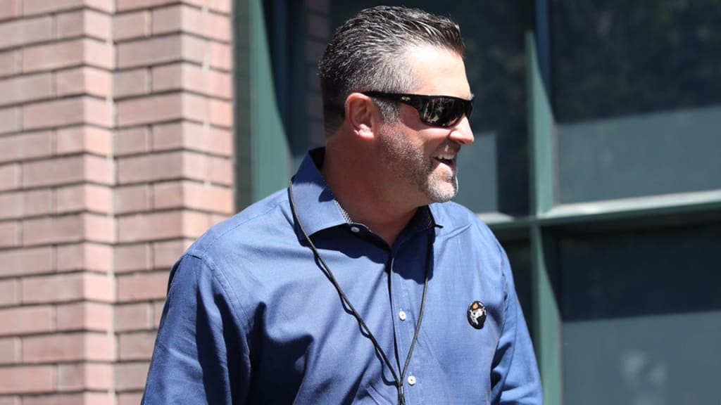 Ex-Giant Rich Aurilia, who co-owns a Napa Valley winery with Dodgers manager Dave Roberts, was spared the worst from the California wildfires. (Photo: @SFGiants)