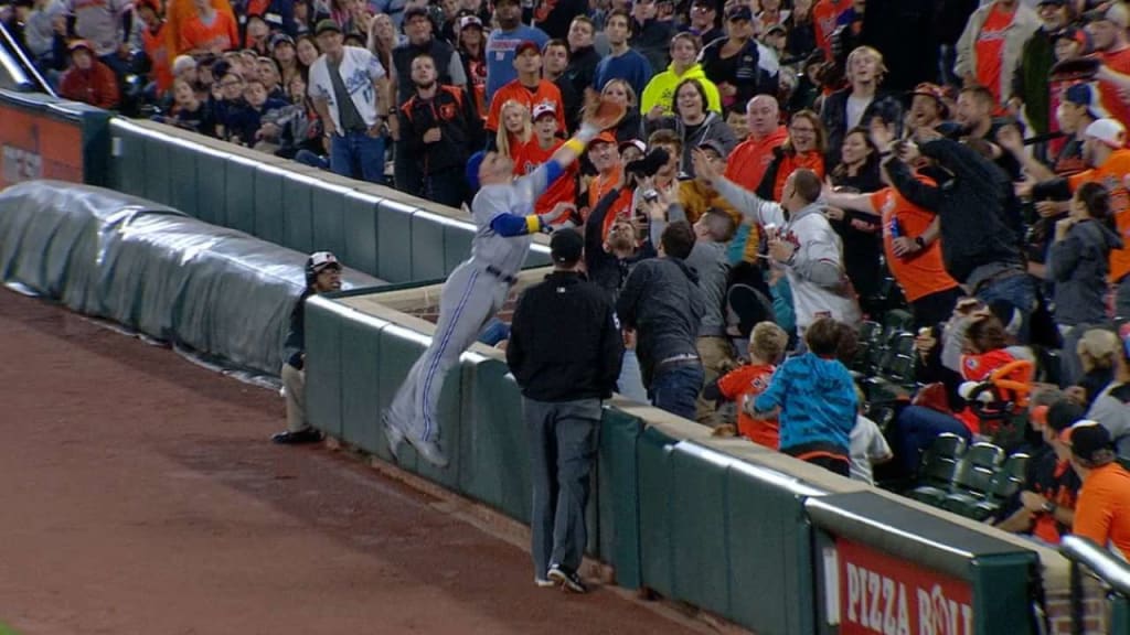 Pearce leaps into seats for grab