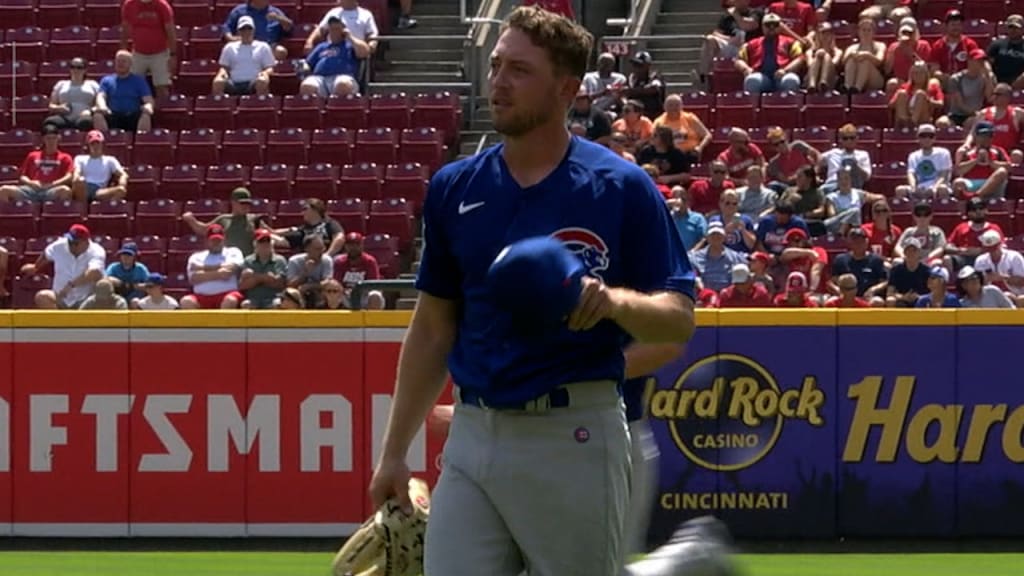 Michael Hermosillo hits homer in first Cubs start