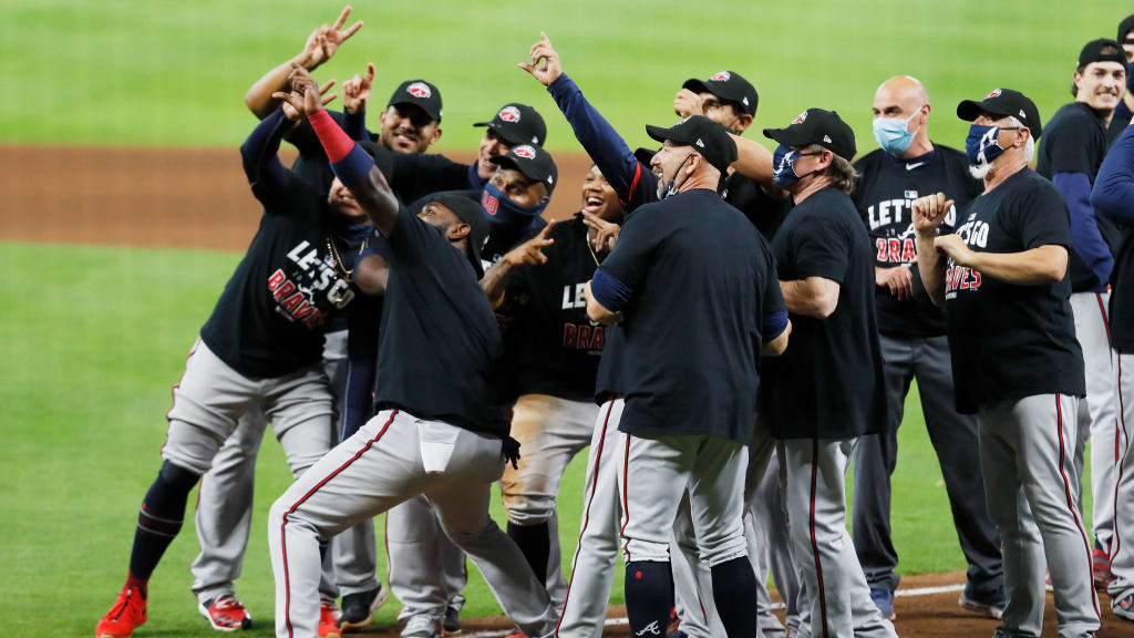 The Greatest Braves Performances in the NLCS - Outfield Fly Rule