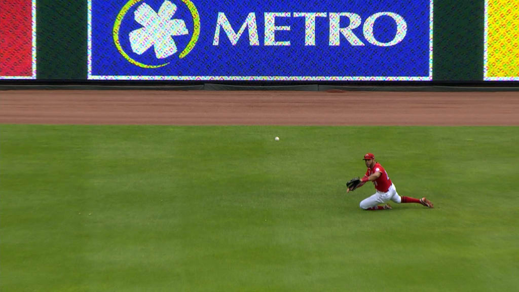 Brandon Drury on walk-off sacrifice fly