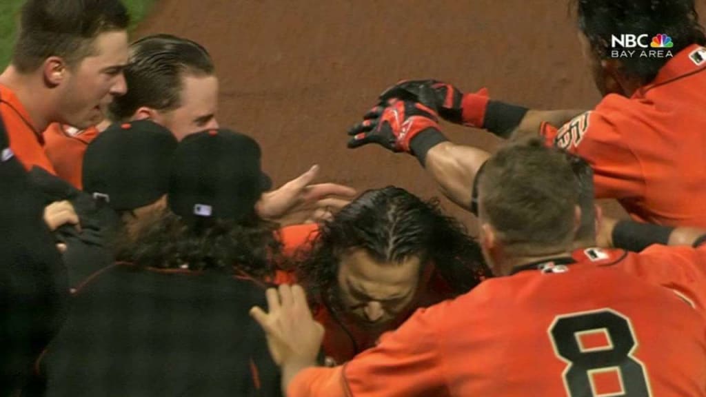 Brandon Crawford's kids had great reaction to walk-off homer