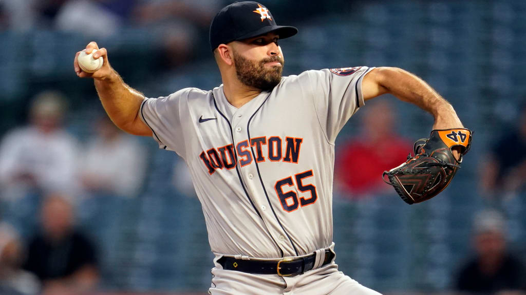 Urquidy brilla en apertura de emergencia y guía a Astros a crucial triunfo  2-1 sobre Diamondbacks