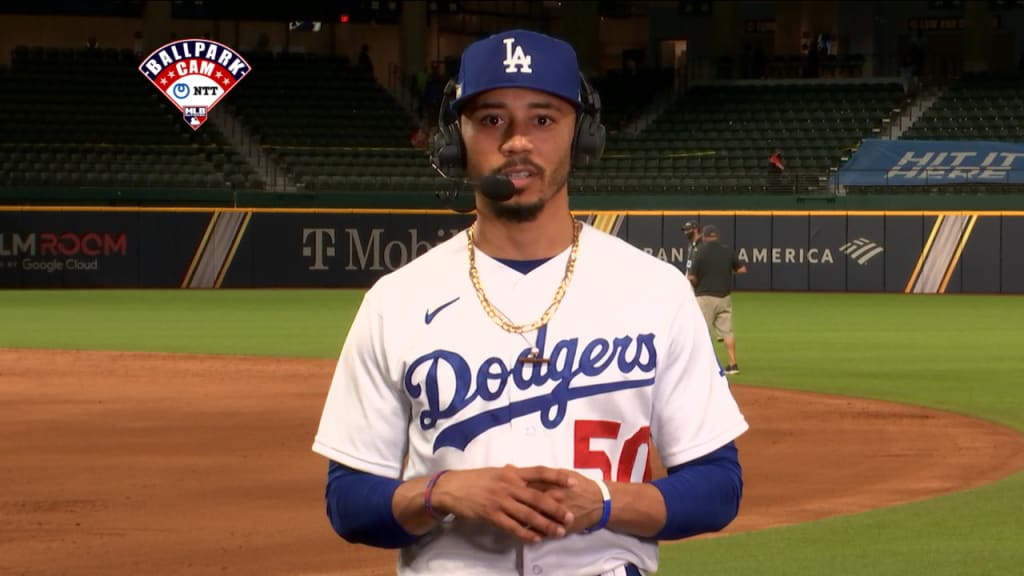 Former Boston Red Sox star Mookie Betts makes leaping catch, shows emotion  during NLCS Game 6 (video) 