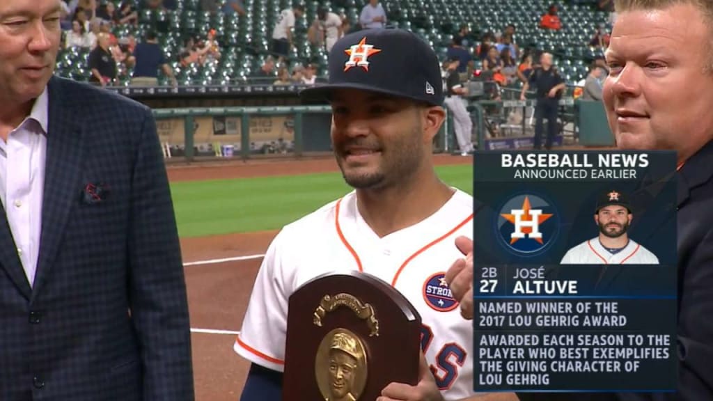 How tall is Jose Altuve? Astros' diminutive star making MLB
