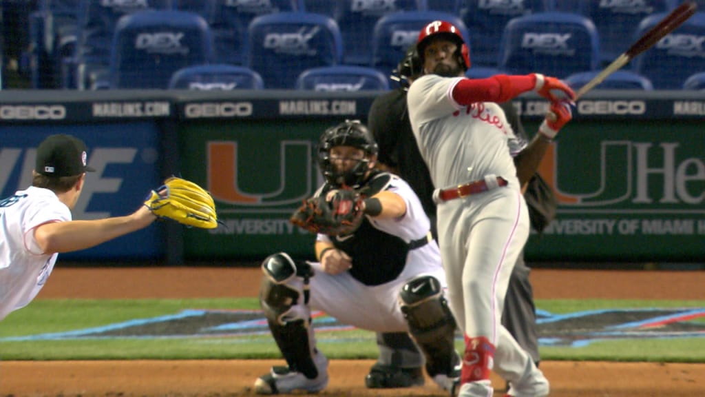 Andrew McCutchen's two-run homer