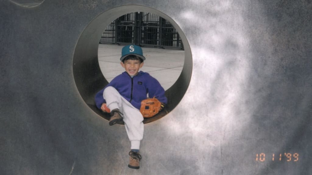 4-year-old Mason Shigenaka at Safeco Field in 1999, the park’s inaugural season.
