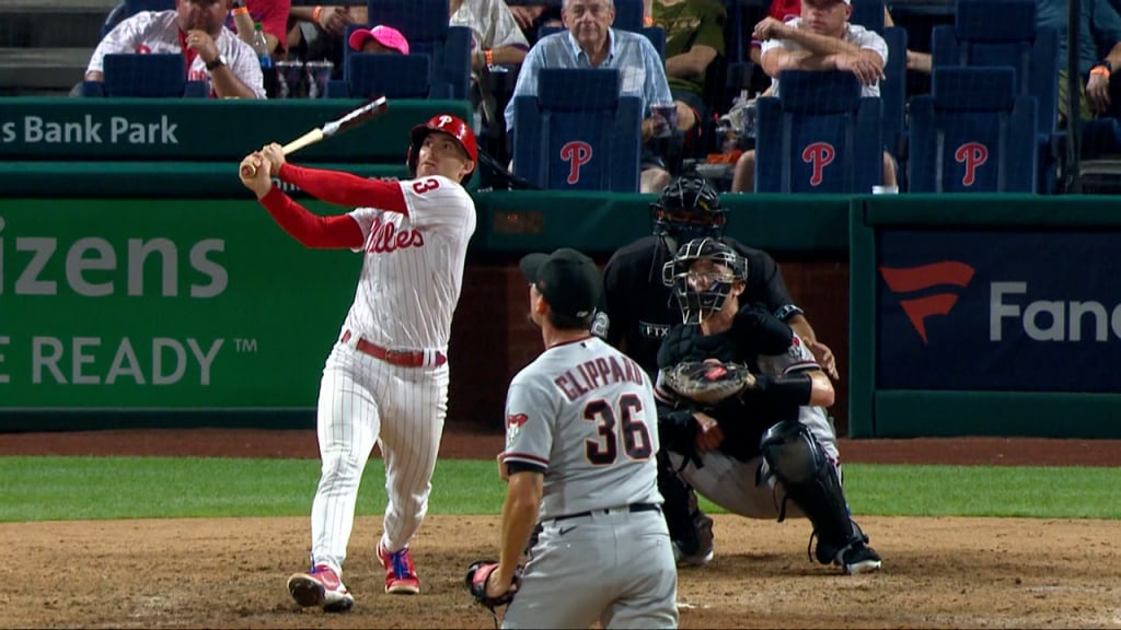 Bryce Harper's new haircut makes him look just like Vanilla Ice