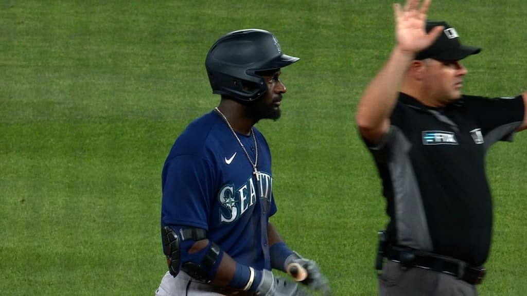 Jarred Kelenic fuels Mariners to comeback win over A's