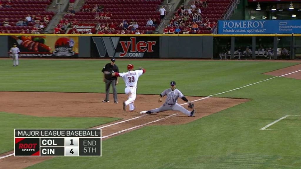 Arenado throws out Mesoraco
