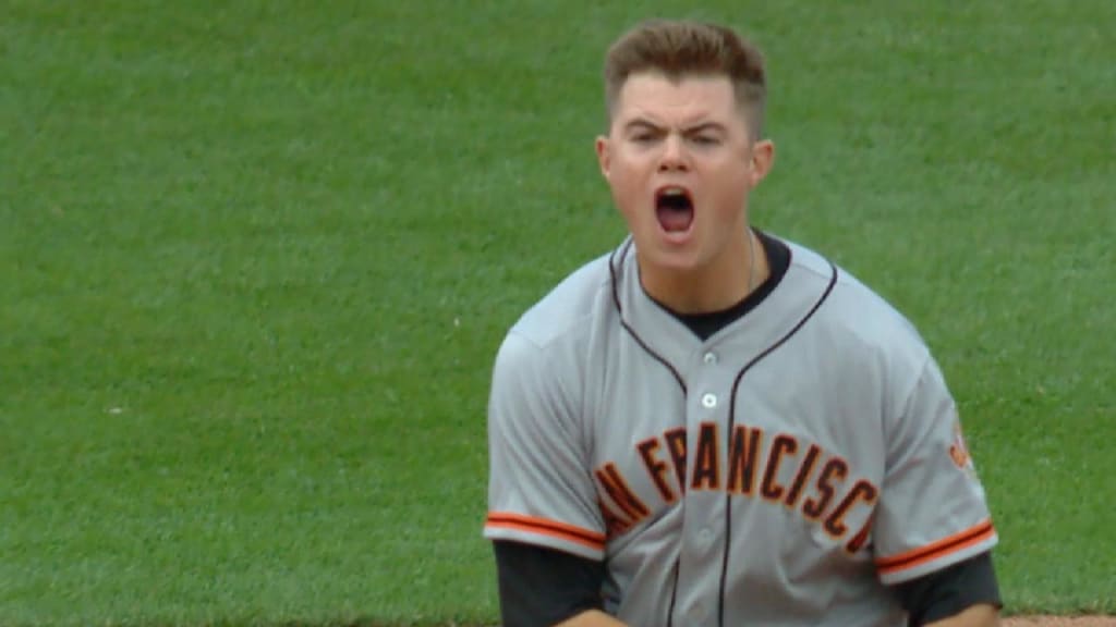 Could Giants bring up hot-hitting Christian Arroyo?