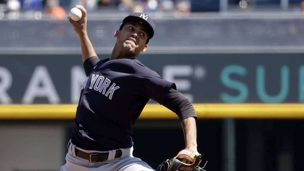 Yankees' Deivi Garcia joins rotation, needs to improve control