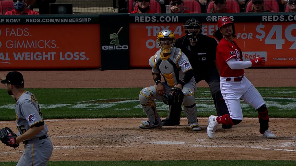 There's nothing like glove day! @reds Jonathan India getting his