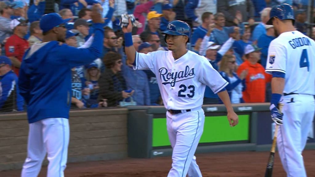 Eric Hosmer and Mike Moustakas help Royals sweep Angels to advance