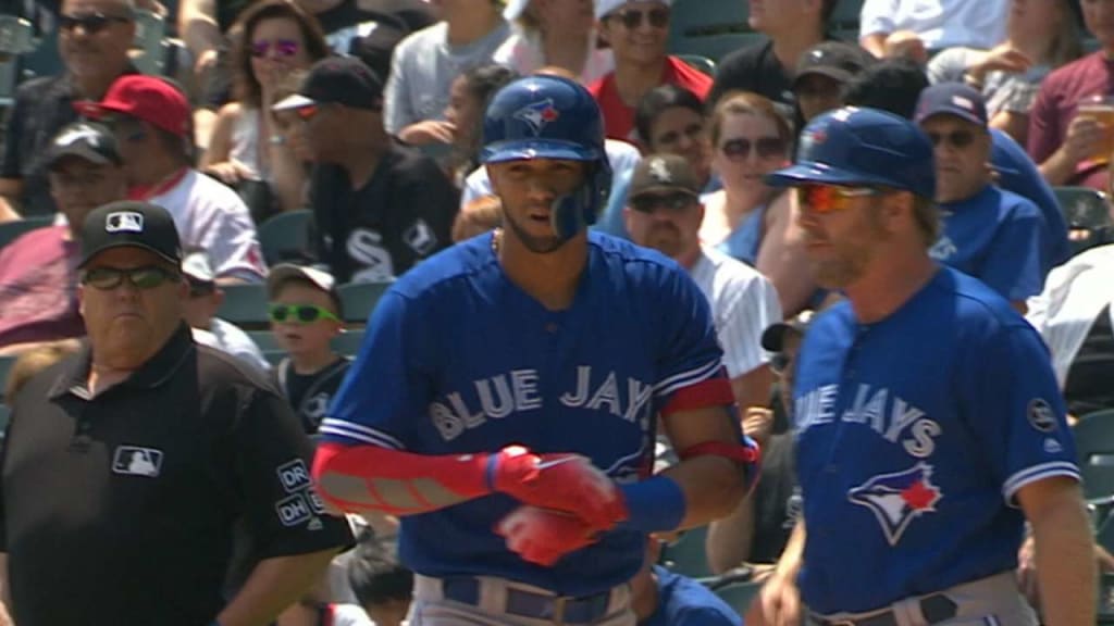 From his hair to his feet, Lourdes Gurriel Jr. is impressing with the Blue  Jays - The Athletic