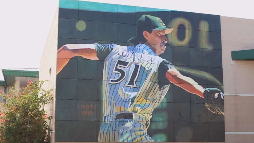 Former Diamondback Randy Johnson to be honored with highway