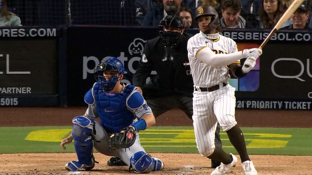 Campusano homers and gets 4 hits as the Padres rout the Tigers 14