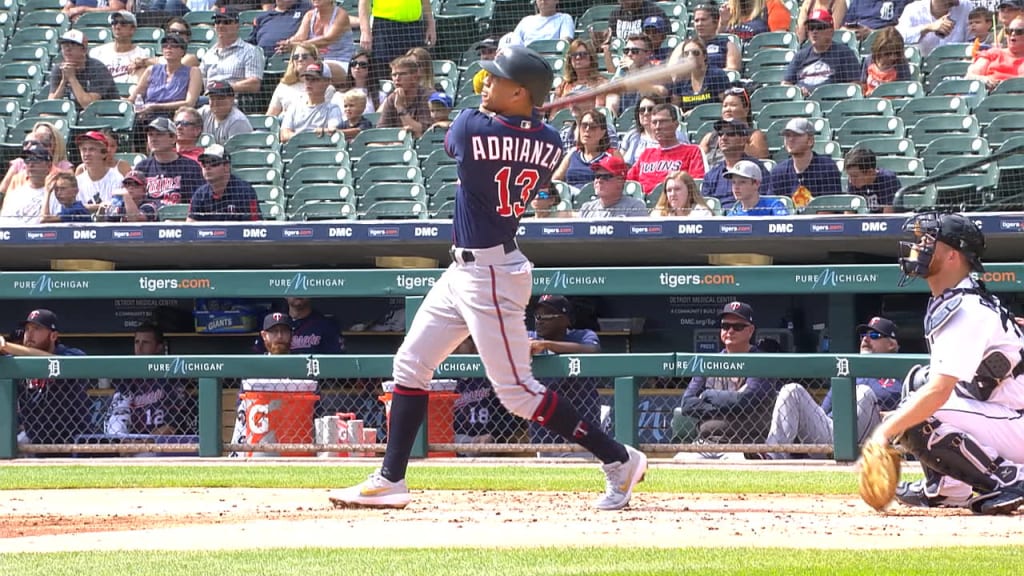 Adrianza's 2-run home run